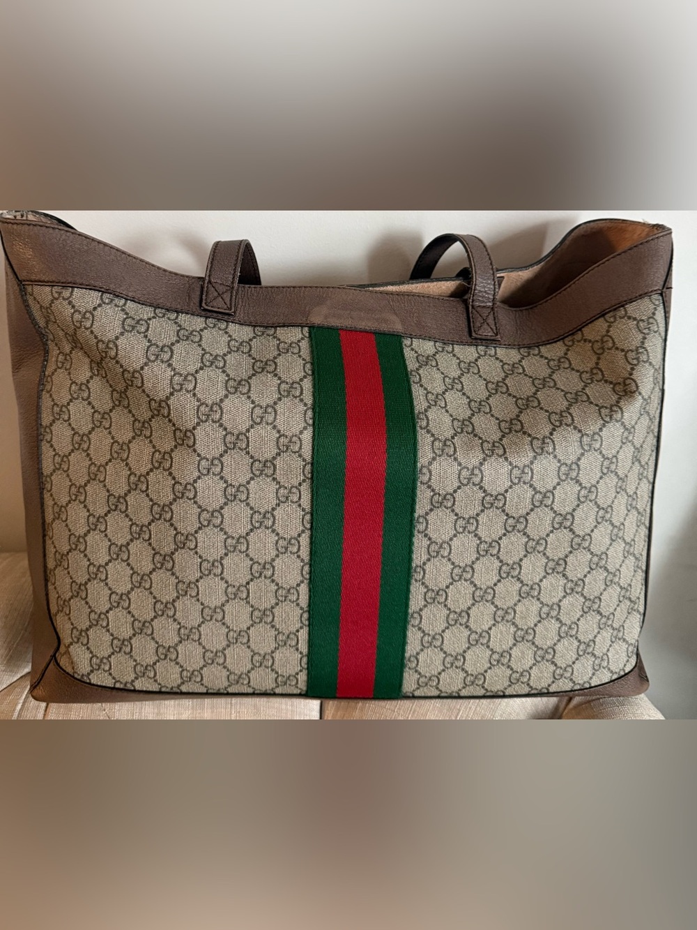 Gucci Beige GG Supreme Tote Large - Picture 2 of 16